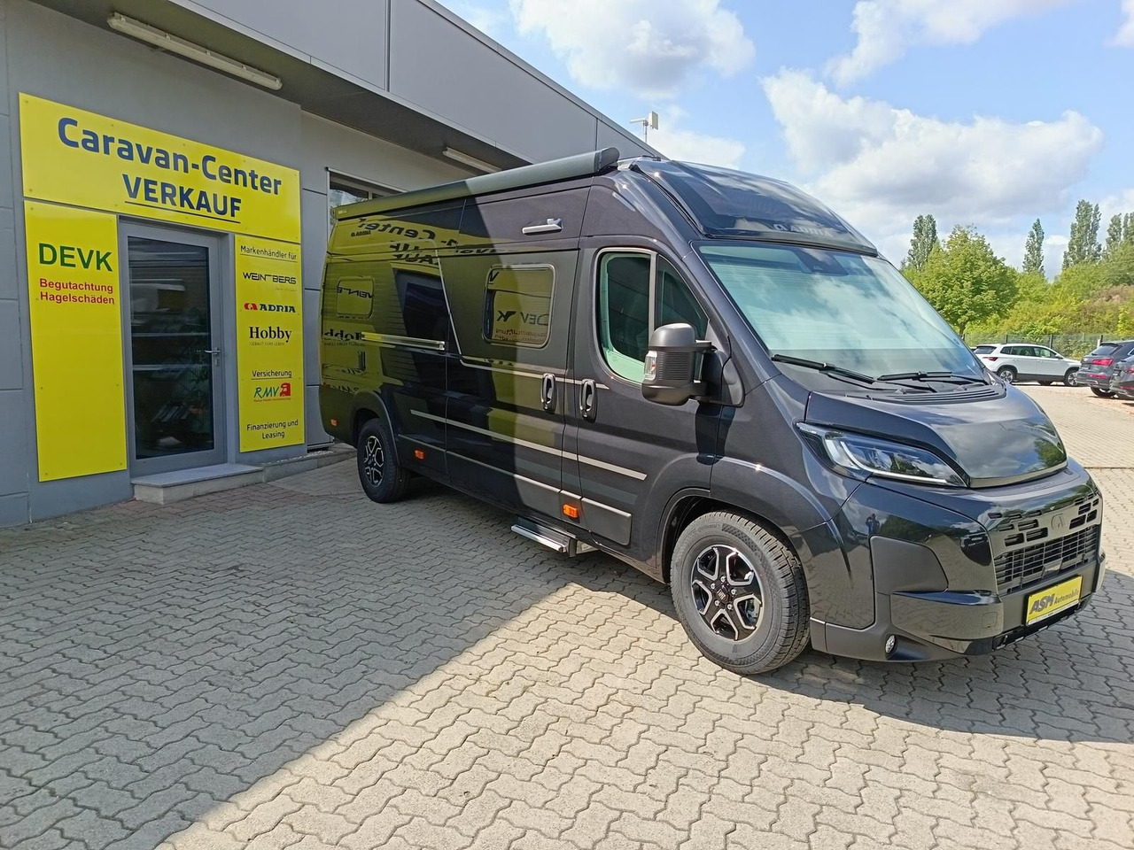 Adria Twin Edition 640 SGX Maxi 132kW*138L KÜHLSCHRANK - Camper van: picture 3 Adria Twin Edition 640 SGX Maxi 132kW*138L KÜHLSCHRANK - Camper van: picture 3