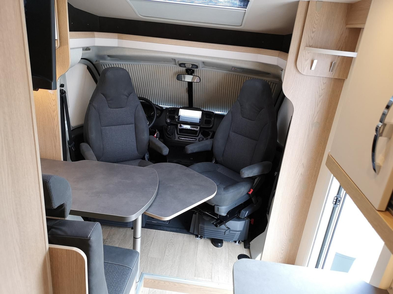 Semi-integrated motorhome Hobby Optima V65 GE Edition F*AHK*MARKISE*NAVI*SOFORT*: picture 14