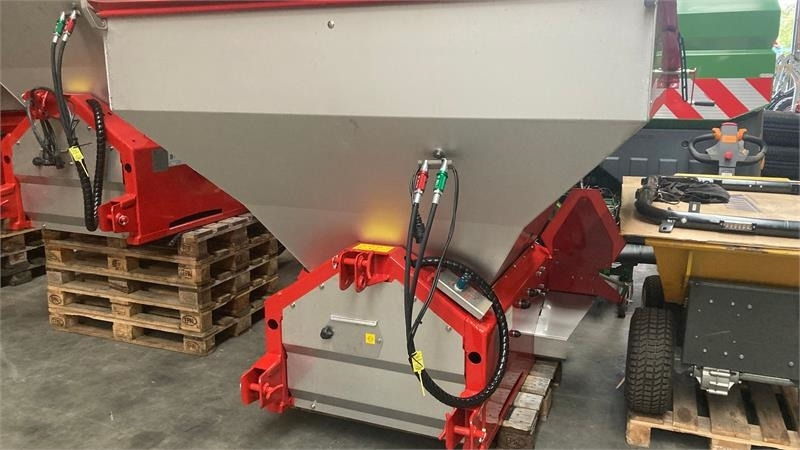 Bredal SG 2000 Hydraulisk - Rustfri - Sand/ Salt spreader for Municipal/ Special vehicle: picture 1 Bredal SG 2000 Hydraulisk - Rustfri - Sand/ Salt spreader for Municipal/ Special vehicle: picture 1