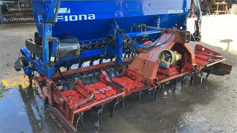 Kuhn HR 3001 M med Fiona Apollo - Combine seed drill: picture 2 Kuhn HR 3001 M med Fiona Apollo - Combine seed drill: picture 2
