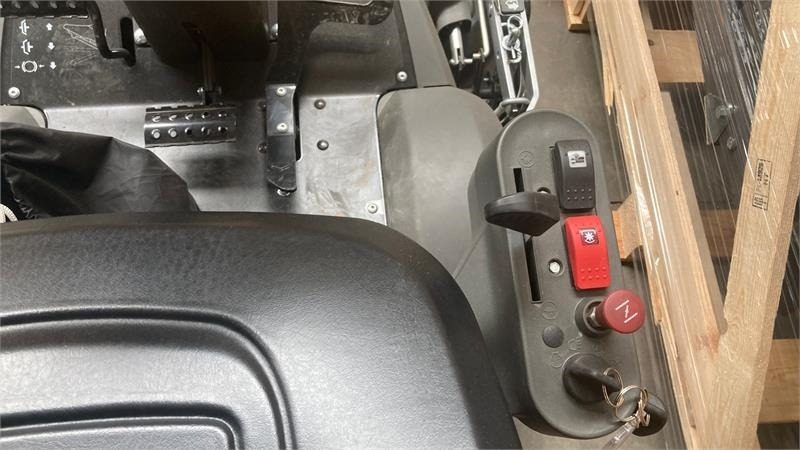 Stiga Park 500WX 4WD inkl. 100 Combi Q plus - Garden mower: picture 2 Stiga Park 500WX 4WD inkl. 100 Combi Q plus - Garden mower: picture 2