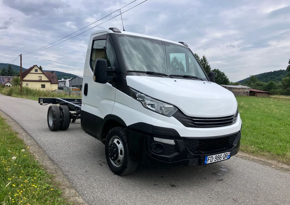 Iveco DAILY 35C14 ramo do zabudowy kiper wywrotka - Cab chassis truck: picture 2 Iveco DAILY 35C14 ramo do zabudowy kiper wywrotka - Cab chassis truck: picture 2
