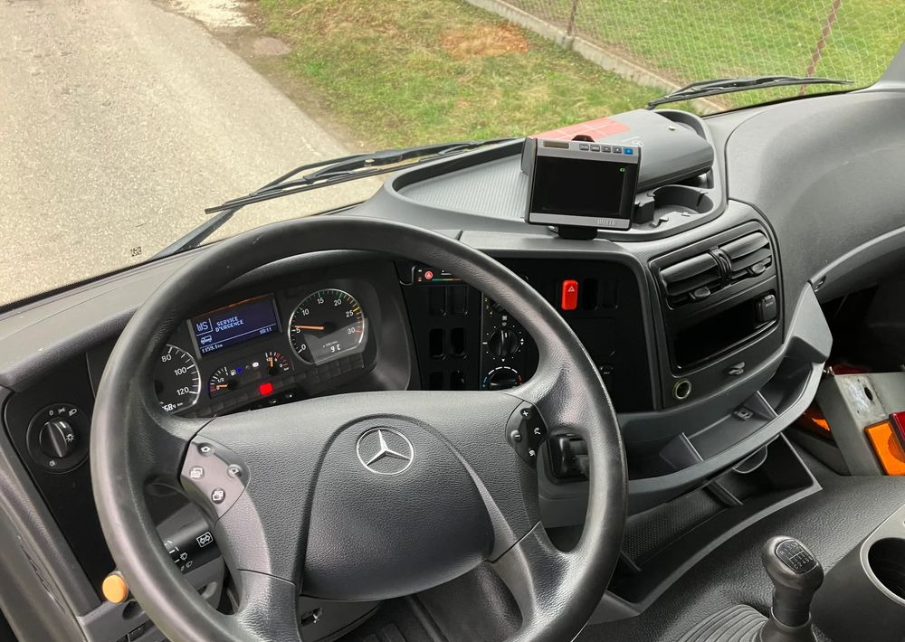 Mercedes-Benz Mercedes Axor 1829 Rama do zabudowy kiper beczka hakowiec laweta - Cab chassis truck: picture 5 Mercedes-Benz Mercedes Axor 1829 Rama do zabudowy kiper beczka hakowiec laweta - Cab chassis truck: picture 5