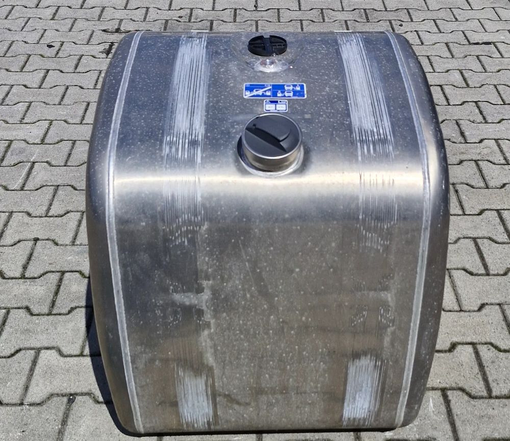 SCANIA R S ZBIORNIK PALIWA 200L NOWY - Fuel processing/ Fuel delivery: picture 1 SCANIA R S ZBIORNIK PALIWA 200L NOWY - Fuel processing/ Fuel delivery: picture 1