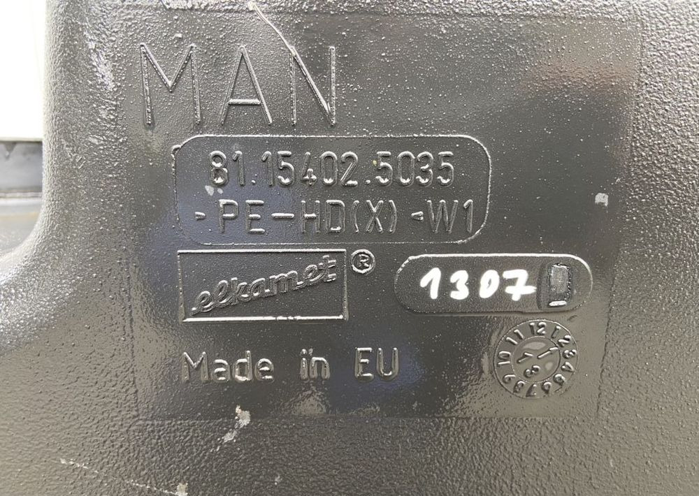Zbiornik adblue man tgx tgs euro 6 ad blue - Spare parts: picture 4 Zbiornik adblue man tgx tgs euro 6 ad blue - Spare parts: picture 4