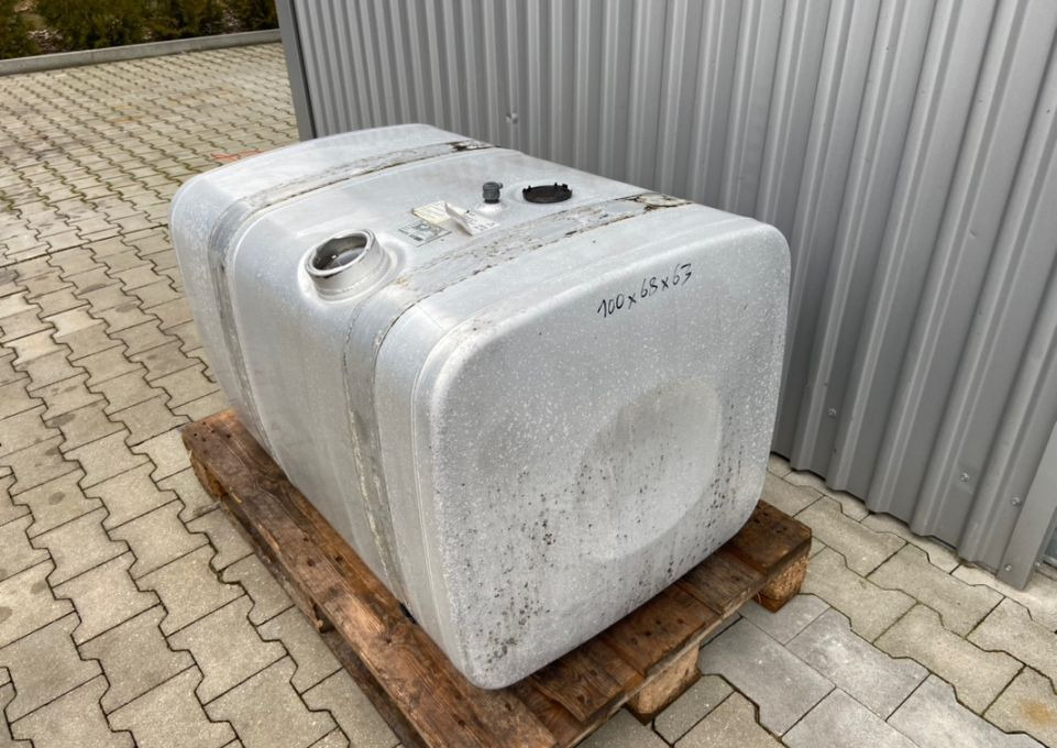 Zbiornik paliwa MAN TGX TGS 375 litrów bak - Fuel tank for Truck: picture 2 Zbiornik paliwa MAN TGX TGS 375 litrów bak - Fuel tank for Truck: picture 2