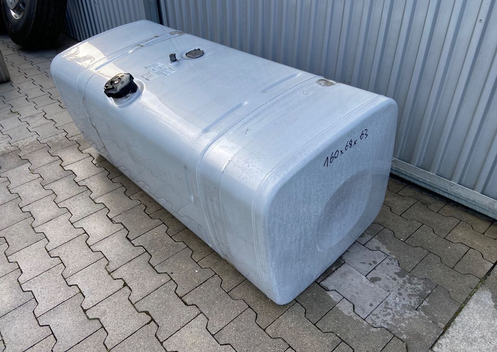 Zbiornik paliwa MAN TGX TGS 600 litrów bak - Fuel tank for Truck: picture 2 Zbiornik paliwa MAN TGX TGS 600 litrów bak - Fuel tank for Truck: picture 2