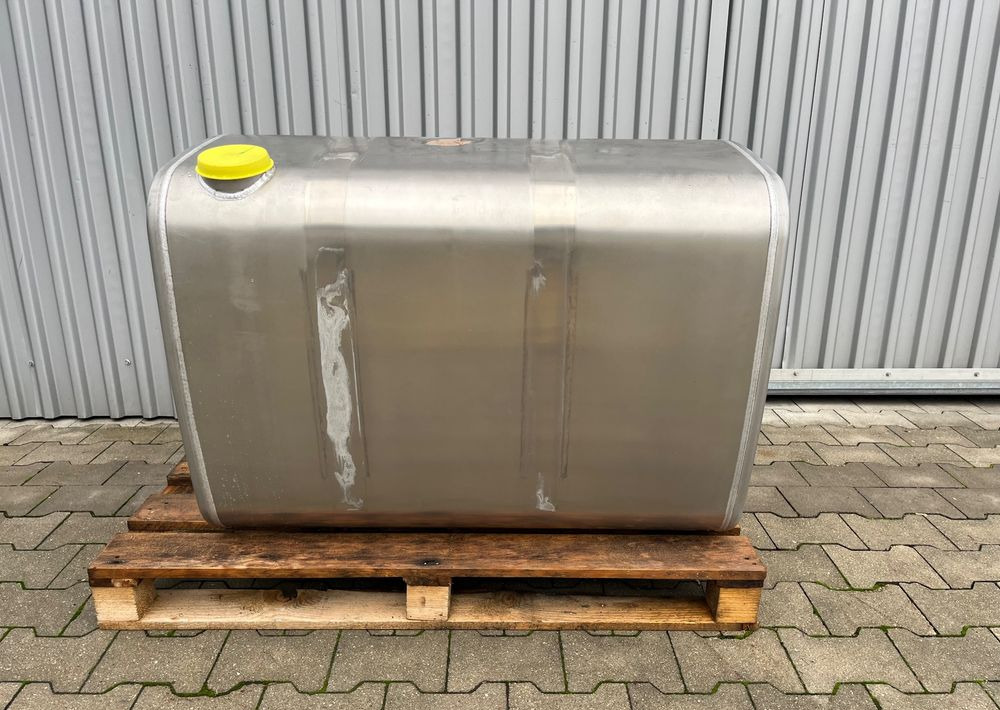 Zbiornik paliwa Volvo FH FM Renault 405 litrów bak 101 cm - Fuel processing/ Fuel delivery for Truck: picture 1 Zbiornik paliwa Volvo FH FM Renault 405 litrów bak 101 cm - Fuel processing/ Fuel delivery for Truck: picture 1