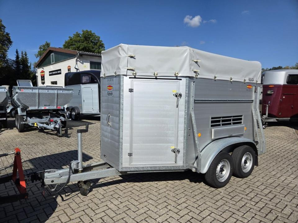 Böckmann Viehanhänger, 2,4 to. Lüftungsklappen Humbaur, Fendt - Horse trailer: picture 2 Böckmann Viehanhänger, 2,4 to. Lüftungsklappen Humbaur, Fendt - Horse trailer: picture 2
