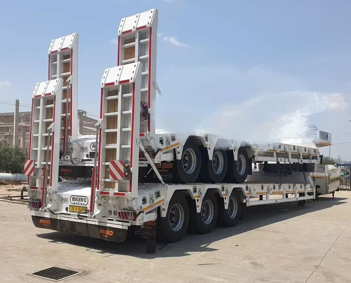 - Low loader trailer: picture 2 - Low loader trailer: picture 2