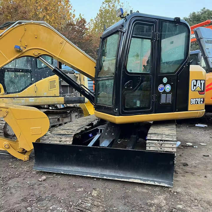 Used Caterpillar CAT 307E2 Crawler Mini Hydraulic Digger Second Hand Cat 307E2 Excavator - Excavator: picture 1 Used Caterpillar CAT 307E2 Crawler Mini Hydraulic Digger Second Hand Cat 307E2 Excavator - Excavator: picture 1