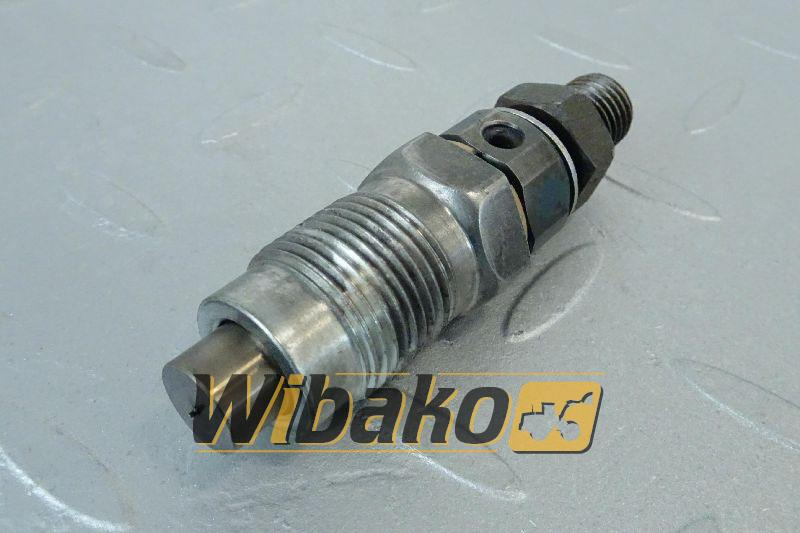 Injector for engine Kubota V2403 16454-53900 - Injector for Construction machinery: picture 1 Injector for engine Kubota V2403 16454-53900 - Injector for Construction machinery: picture 1