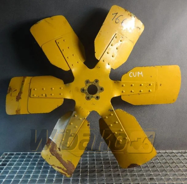 Komatsu 6006330851 - Fan for Construction machinery: picture 1 Komatsu 6006330851 - Fan for Construction machinery: picture 1