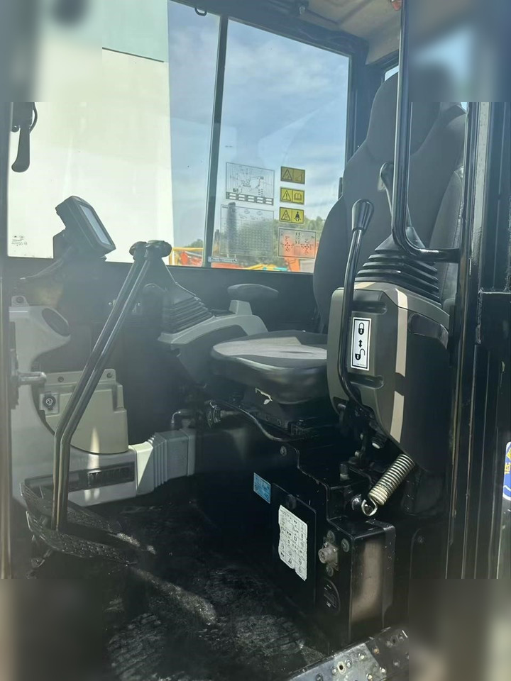 Crawler excavator CATERPILLAR 306E2: picture 12 Crawler excavator CATERPILLAR 306E2: picture 12