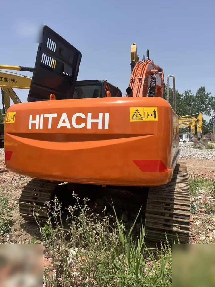 Crawler excavator HITACHI ZX200: picture 15 Crawler excavator HITACHI ZX200: picture 15