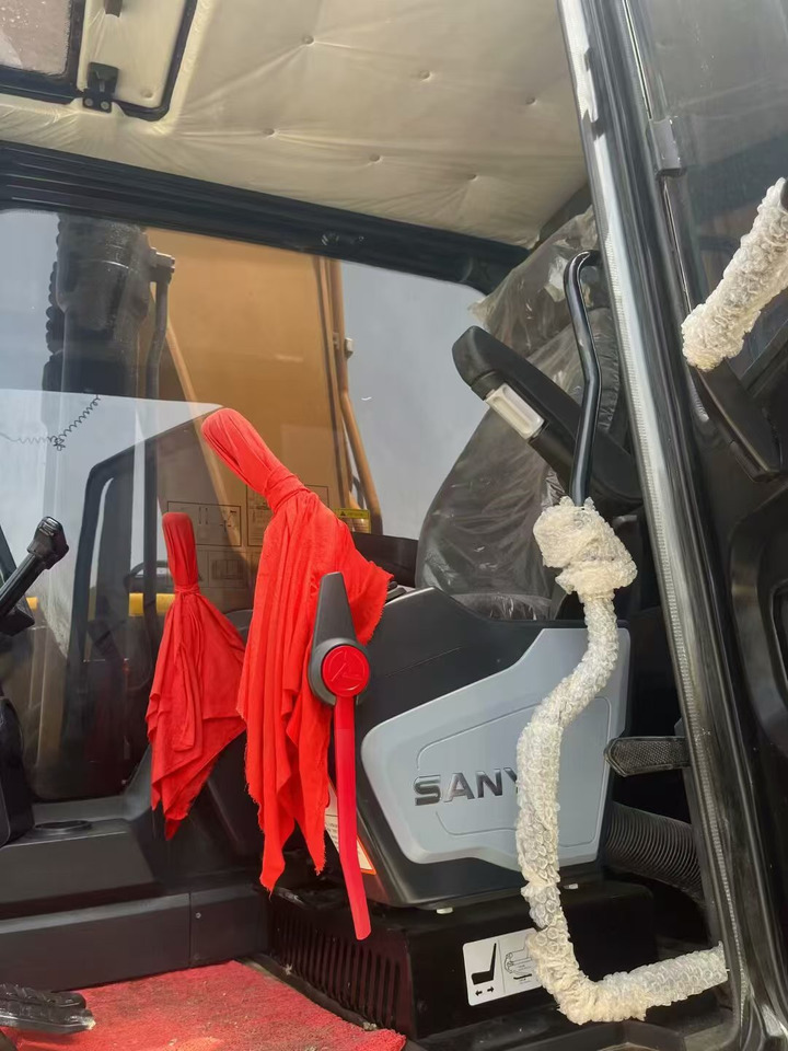 Crawler excavator SANY SY245H: picture 10