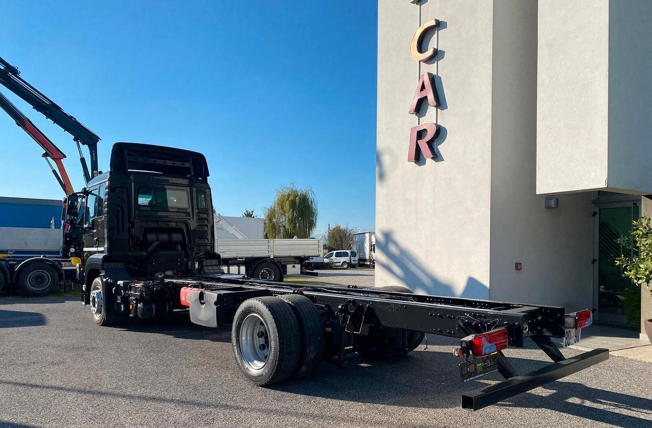 MAN TGS 16.360 MOTRICE 2 ASSI TELAIO 2019 - Cab chassis truck: picture 5 MAN TGS 16.360 MOTRICE 2 ASSI TELAIO 2019 - Cab chassis truck: picture 5