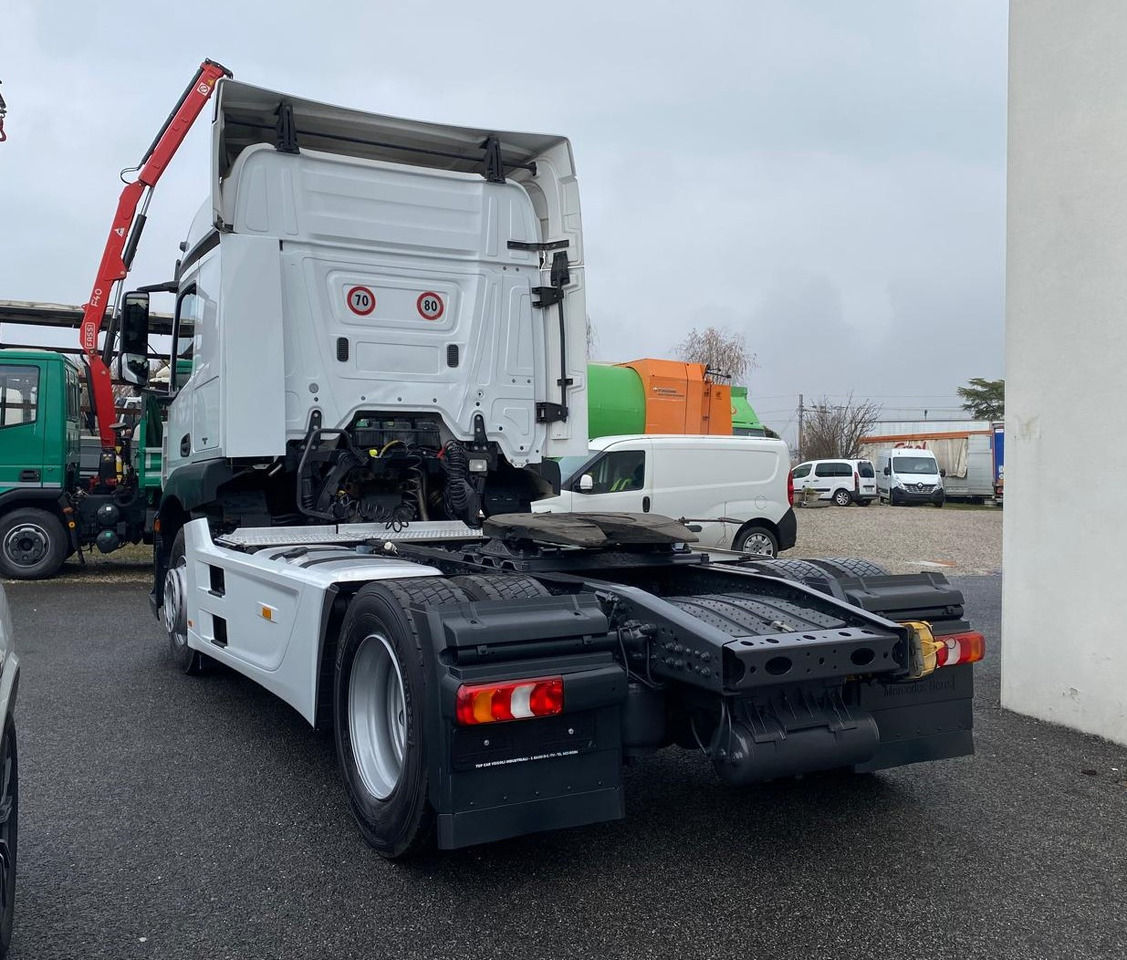 MERCEDES ACTROS 18.40 - Tractor unit: picture 4 MERCEDES ACTROS 18.40 - Tractor unit: picture 4