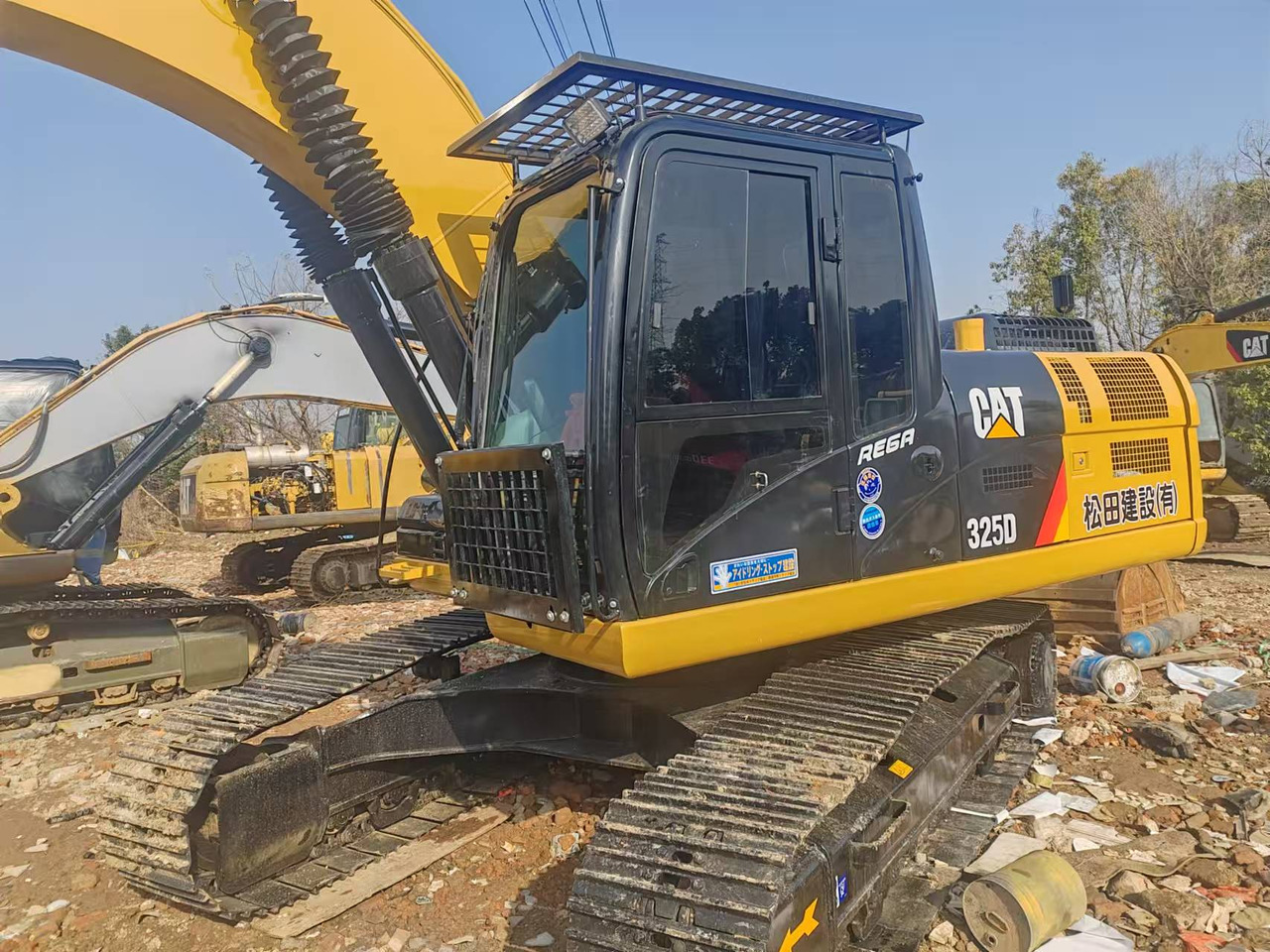 CATERPILLAR Used Digger CAT 323DL Construction Machinery Construction Digger Used CAT 323DL Cheap Excavator - Construction machinery: picture 1 CATERPILLAR Used Digger CAT 323DL Construction Machinery Construction Digger Used CAT 323DL Cheap Excavator - Construction machinery: picture 1
