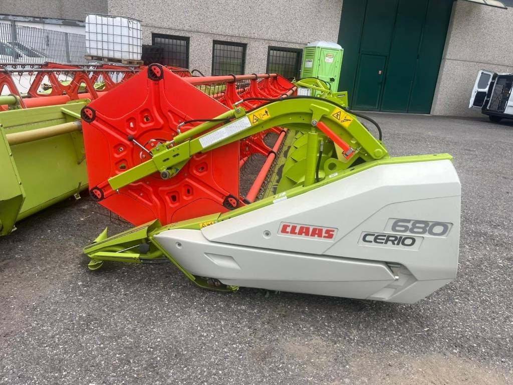 Claas CERIO 680 - Harvester attachment: picture 2 Claas CERIO 680 - Harvester attachment: picture 2