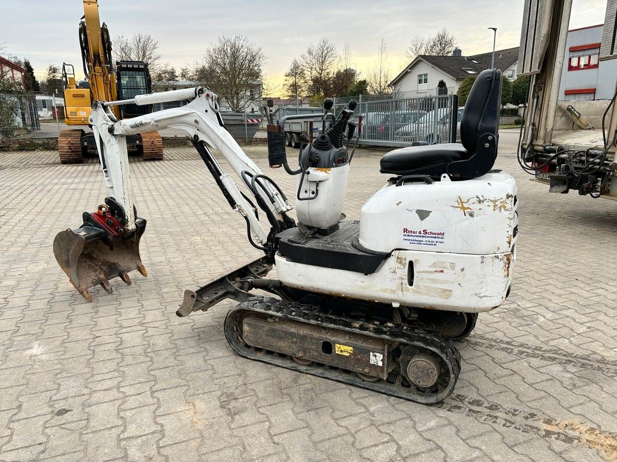 Komatsu PC09-1 - Mini excavator: picture 1 Komatsu PC09-1 - Mini excavator: picture 1