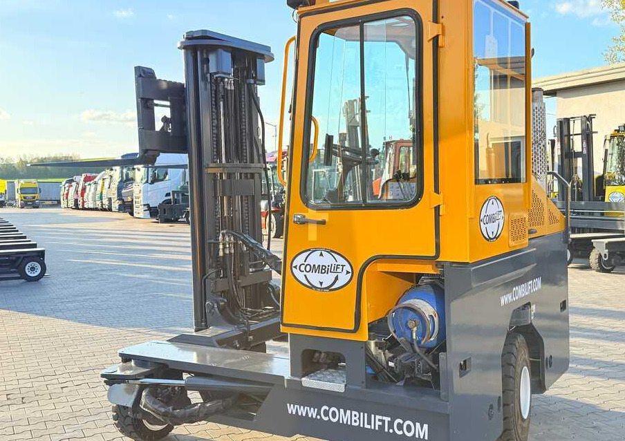 4-way reach truck Combilift C4000 / GAS / TRIPLEX – 5600MM / FREE LIFT / FORK SIDESHIFT / LIKE NEW: picture 24