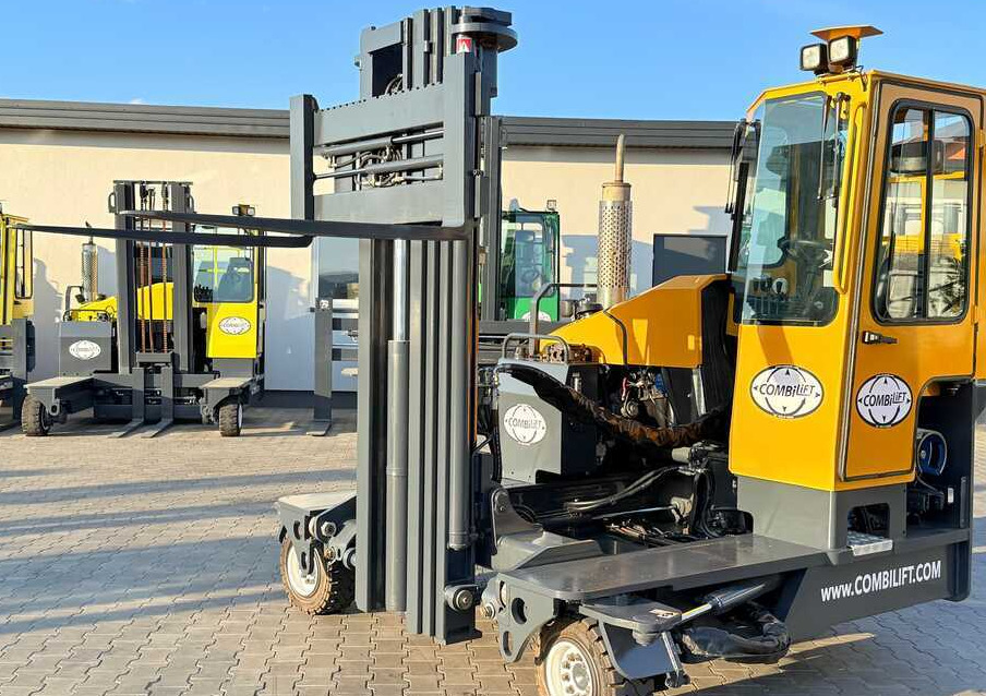 4-way reach truck Combilift C4000 / GAS / TRIPLEX – 5600MM / FREE LIFT / FORK SIDESHIFT / LIKE NEW: picture 17