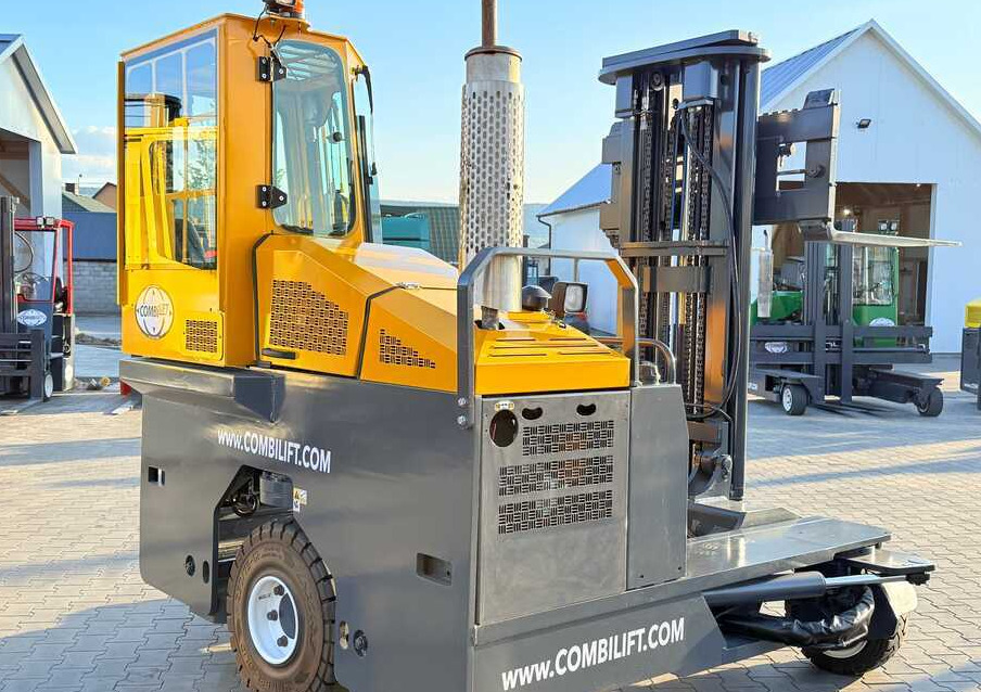 4-way reach truck Combilift C4000 / GAS / TRIPLEX – 5600MM / FREE LIFT / FORK SIDESHIFT / LIKE NEW: picture 22