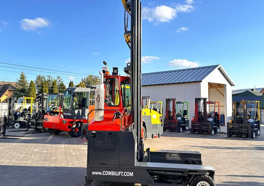 4-way reach truck Combilift COMBILIFT C4000 – TRIPLEX 9300 mm – Year 2017 – GAS – FREE LIFT – FORK SIDE SHIFT – CONDITION 5/5: picture 6