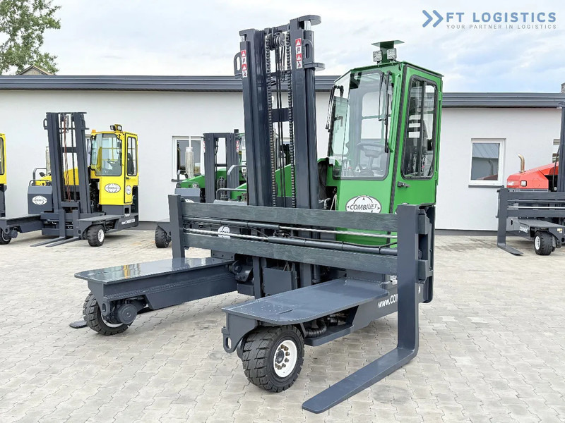 Combilift Combilift C4500 / DIESEL / DUPLEX 4000MM / WIDE FORK POSITIONER / HEATING / FULL CABIN / PERFECT CONDITION / Wide range of four- - 4-way reach truck: picture 1 Combilift Combilift C4500 / DIESEL / DUPLEX 4000MM / WIDE FORK POSITIONER / HEATING / FULL CABIN / PERFECT CONDITION / Wide range of four- - 4-way reach truck: picture 1