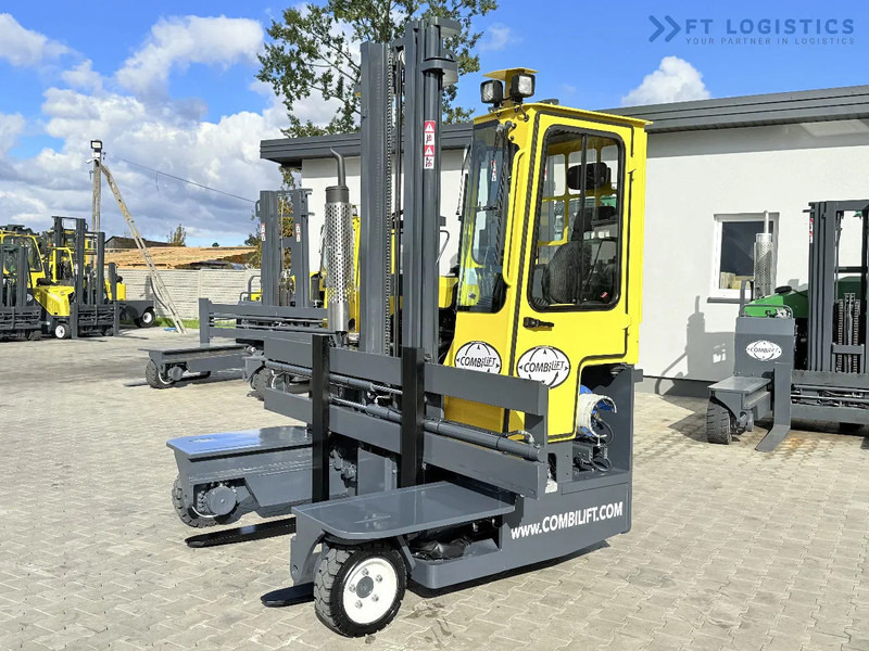 Combilift FOUR-WAY / MULTI-DIRECTIONAL FORKLIFT / ONLY 491 HOURS / C2500 / GAS / DUPLEX 4600MM / SHORT – ONLY 1900MM / WIDTH 2700MM WITH F - 4-way reach truck: picture 3 Combilift FOUR-WAY / MULTI-DIRECTIONAL FORKLIFT / ONLY 491 HOURS / C2500 / GAS / DUPLEX 4600MM / SHORT – ONLY 1900MM / WIDTH 2700MM WITH F - 4-way reach truck: picture 3