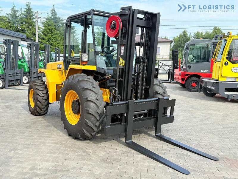 JCB 940 / DIESEL / TRIPLEX 4500MM / FORK POSITIONER / SIDE SHIFT / 4T / NEW TYRES / LIKE NEW 940 / DIESEL / TRIPLEX 4500MM / FORK PO - Rough terrain forklift: picture 5 JCB 940 / DIESEL / TRIPLEX 4500MM / FORK POSITIONER / SIDE SHIFT / 4T / NEW TYRES / LIKE NEW 940 / DIESEL / TRIPLEX 4500MM / FORK PO - Rough terrain forklift: picture 5