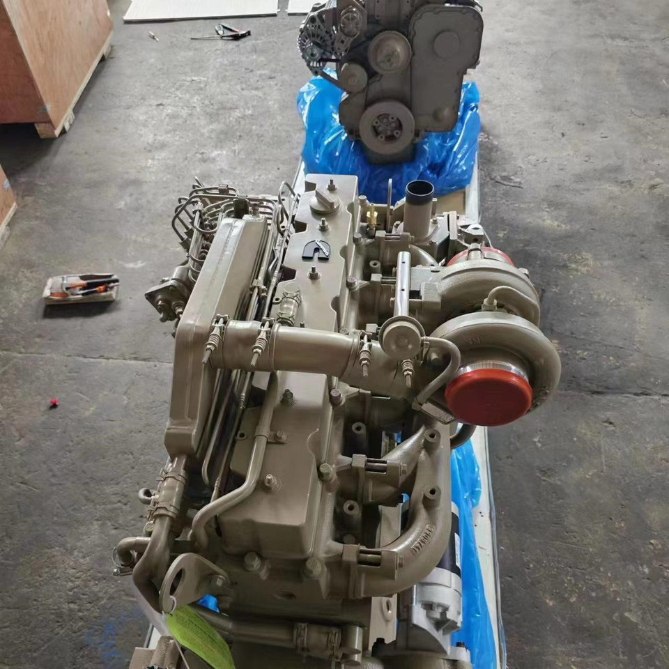 CUMMINS 6CTA8.3 - Engine for Excavator: picture 3 CUMMINS 6CTA8.3 - Engine for Excavator: picture 3