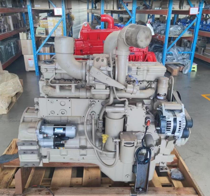 CUMMINS QSC8.3 - Engine for Excavator: picture 2 CUMMINS QSC8.3 - Engine for Excavator: picture 2