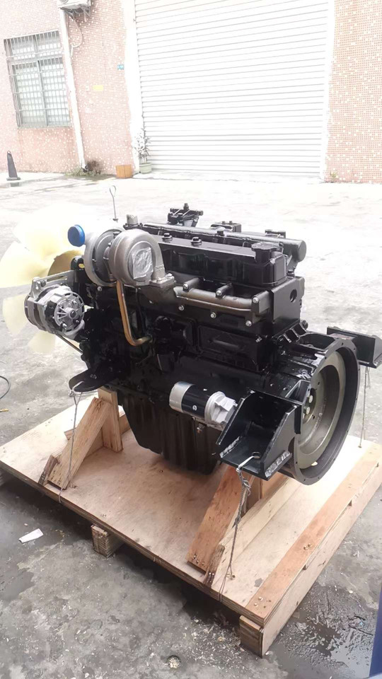 DOOSAN DB58TIS - Engine for Excavator: picture 2 DOOSAN DB58TIS - Engine for Excavator: picture 2