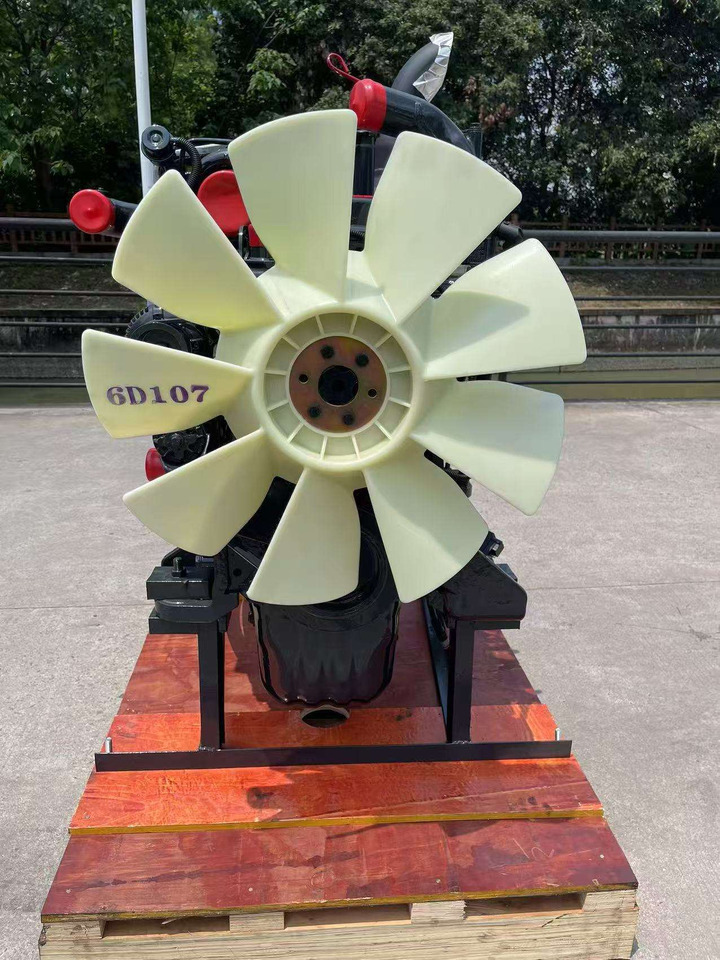 KOMATSU 6D107E-1 6D107E - Engine for Excavator: picture 1 KOMATSU 6D107E-1 6D107E - Engine for Excavator: picture 1