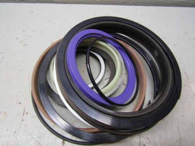 KOMATSU Good price 707-99-77630 - Engine overhaul kit for Excavator: picture 1 KOMATSU Good price 707-99-77630 - Engine overhaul kit for Excavator: picture 1