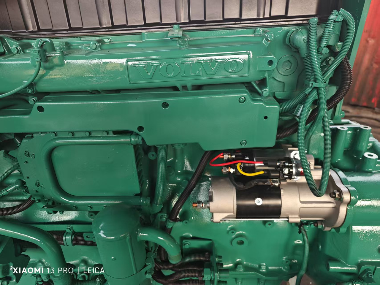 VOLVO D12D - Engine for Excavator: picture 2 VOLVO D12D - Engine for Excavator: picture 2