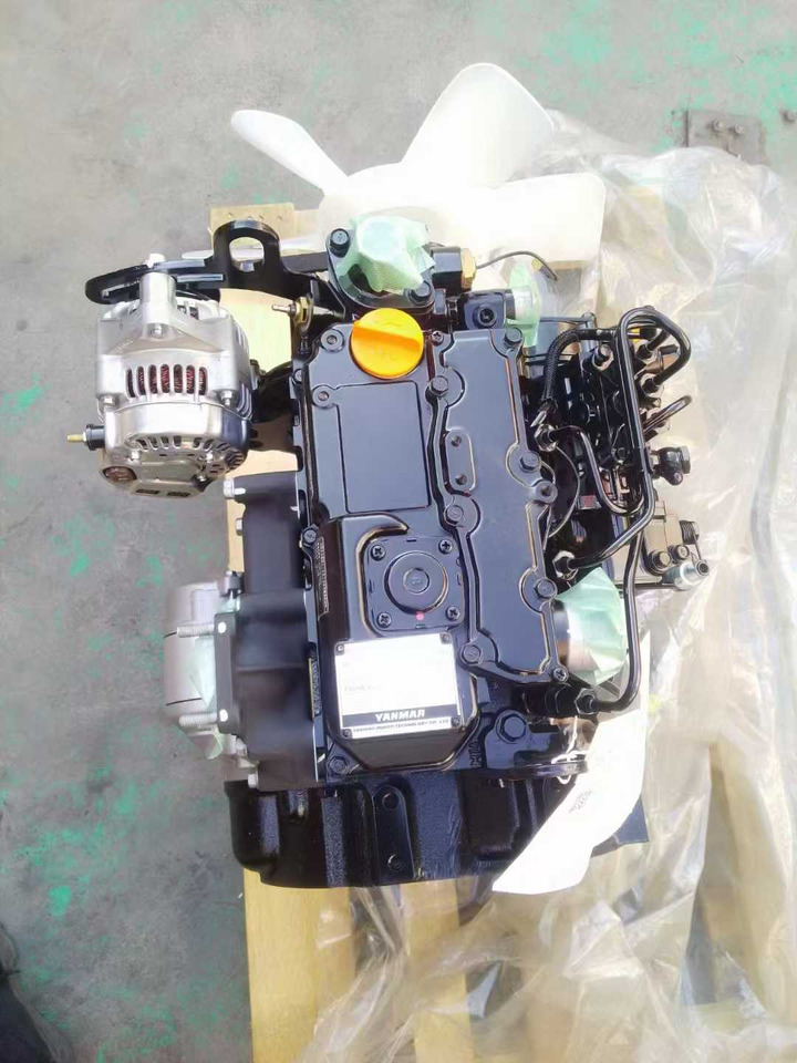 YANMAR 3TNV70 - Engine for Excavator: picture 1 YANMAR 3TNV70 - Engine for Excavator: picture 1