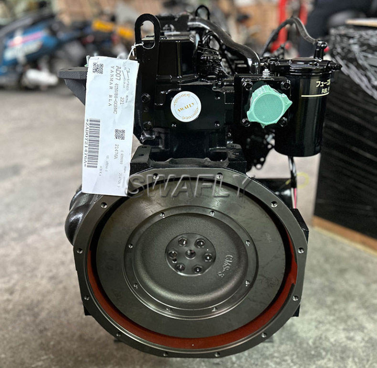YANMAR 4TNV88 - Engine for Excavator: picture 2 YANMAR 4TNV88 - Engine for Excavator: picture 2