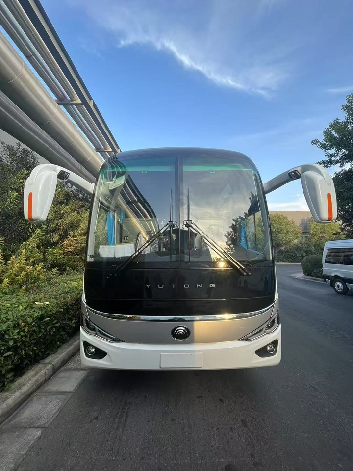 YUTONG 49+1+1 - City bus: picture 2 YUTONG 49+1+1 - City bus: picture 2