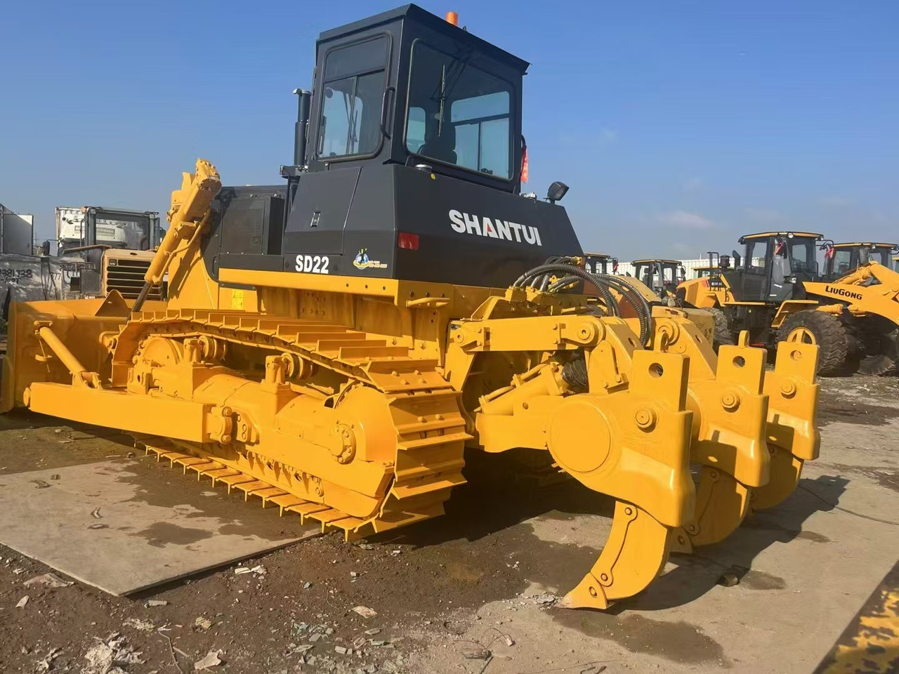 BULLDOZER China Brand Bulldozer Shantui SD22 Used Bulldozer Low Price Bulldozer Market Machinery and Equipment for Sale - Construction machinery: picture 2 BULLDOZER China Brand Bulldozer Shantui SD22 Used Bulldozer Low Price Bulldozer Market Machinery and Equipment for Sale - Construction machinery: picture 2