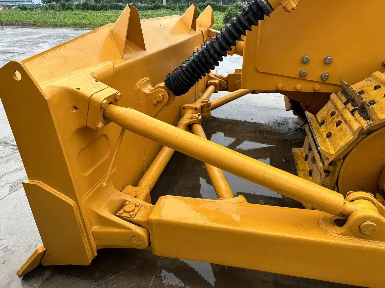 Used Bulldozer SHANTUI SD22 Good Condition - Construction machinery: picture 2 Used Bulldozer SHANTUI SD22 Good Condition - Construction machinery: picture 2