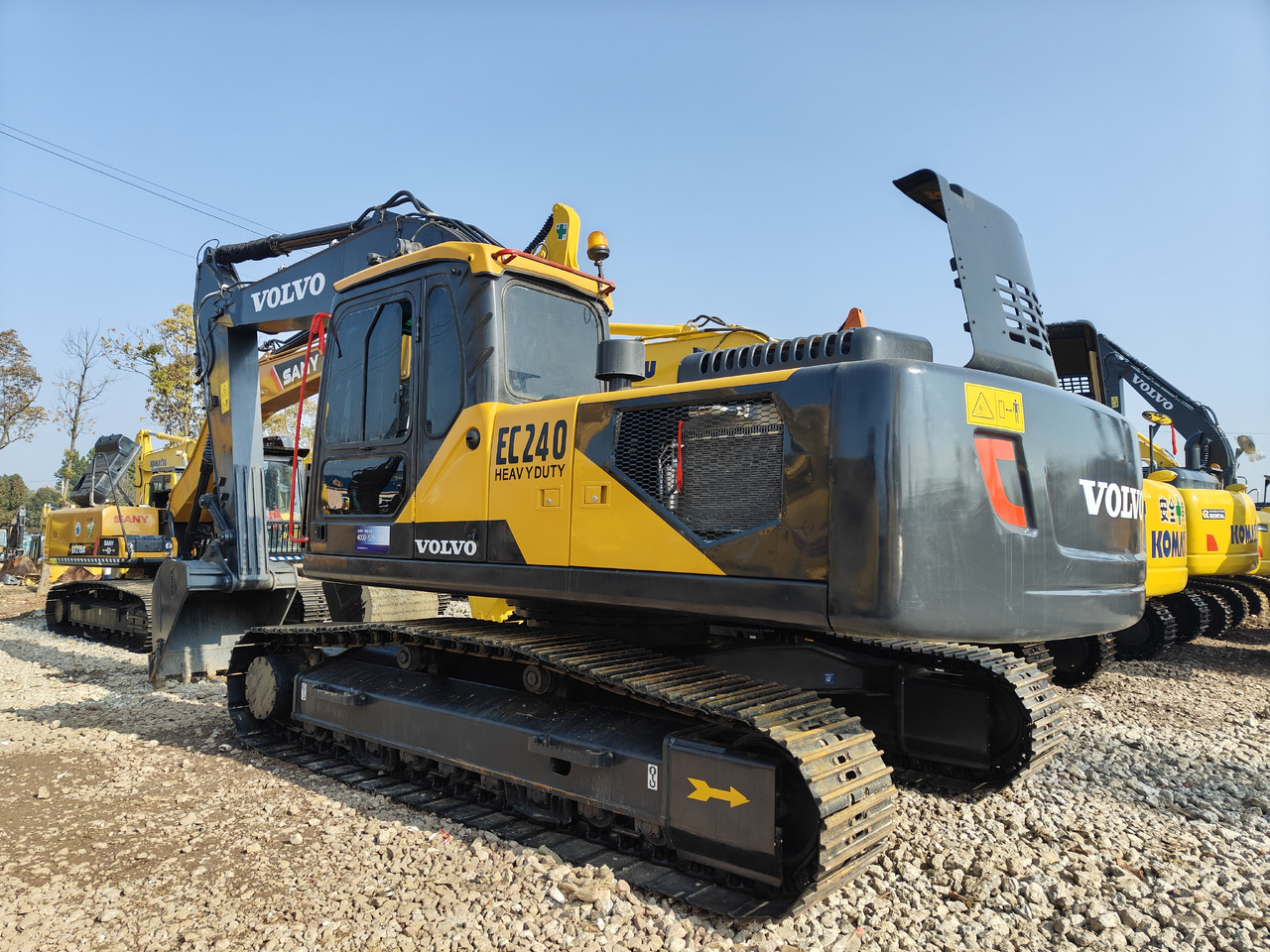 Good Condition Used Excavator volvo EC240 Second-hand - Crawler excavator: picture 1 Good Condition Used Excavator volvo EC240 Second-hand - Crawler excavator: picture 1