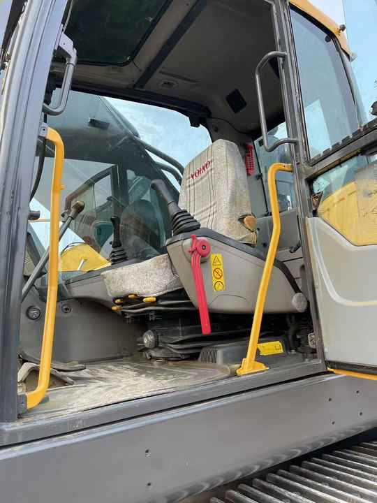 Good Condition  VOLVO EC480DL Excavator Low Price Large Hydraulic Crawler Excavator volvo 480dl for Sale - Crawler excavator: picture 2 Good Condition  VOLVO EC480DL Excavator Low Price Large Hydraulic Crawler Excavator volvo 480dl for Sale - Crawler excavator: picture 2