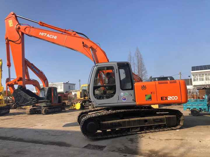Original Japan Hitachi ZX200 Excavator Hitachi Excavator in Low Price for Hot Sale - Crawler excavator: picture 3 Original Japan Hitachi ZX200 Excavator Hitachi Excavator in Low Price for Hot Sale - Crawler excavator: picture 3