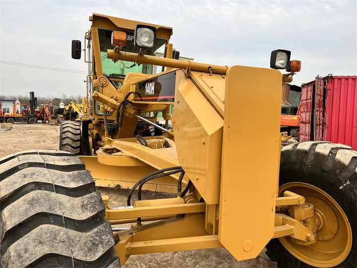 Used CAT 140H Motor Grader From Japan with Excellent Performance Caterpillar 140h in Good Condition for Sale - Excavator: picture 5 Used CAT 140H Motor Grader From Japan with Excellent Performance Caterpillar 140h in Good Condition for Sale - Excavator: picture 5