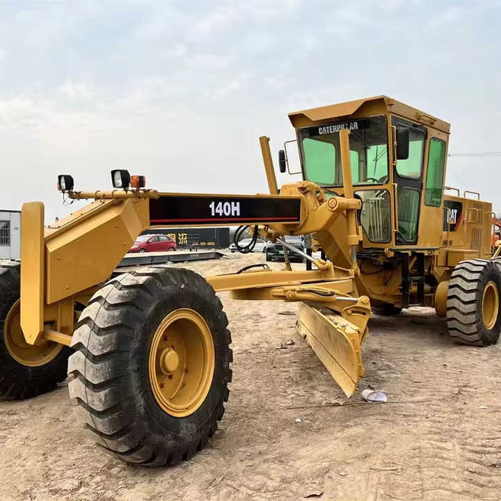 Used CAT 140H Motor Grader From Japan with Excellent Performance Caterpillar 140h in Good Condition for Sale - Excavator: picture 1 Used CAT 140H Motor Grader From Japan with Excellent Performance Caterpillar 140h in Good Condition for Sale - Excavator: picture 1