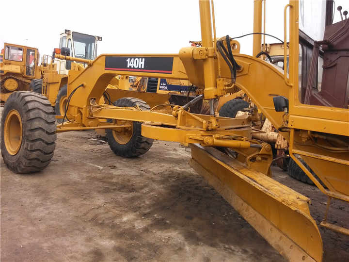 Used Caterpillar CAT 140H Land Road Motor Grader CAT140 CAT140H Used Grader Cheap Price for Sale - Grader: picture 5 Used Caterpillar CAT 140H Land Road Motor Grader CAT140 CAT140H Used Grader Cheap Price for Sale - Grader: picture 5