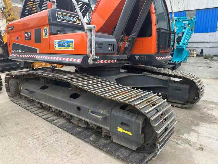 Used Excavator Doosan DX225LC-9 Excavators Mini Equipment Earth Moving Machinery Doosan Digger Excavator for Sale - Crawler excavator: picture 4 Used Excavator Doosan DX225LC-9 Excavators Mini Equipment Earth Moving Machinery Doosan Digger Excavator for Sale - Crawler excavator: picture 4